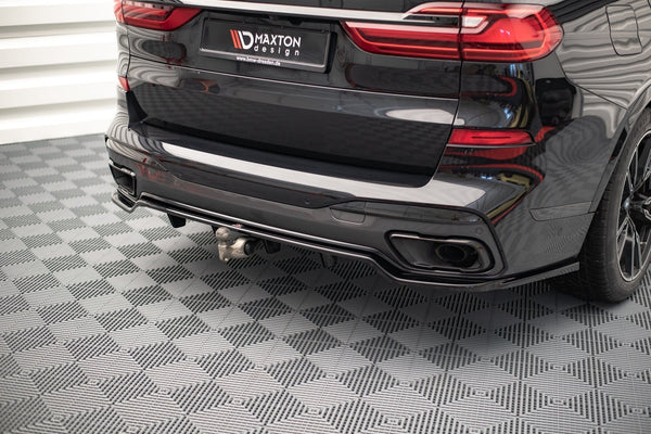 Maxton Design Central Rear Splitter - (With Vertical Bars) BMW X7 M G07 ...